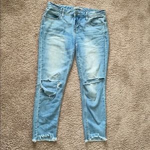 Raw edge jeans